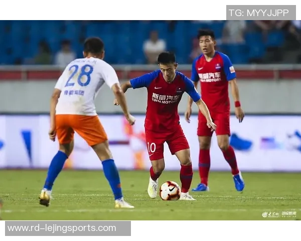 中超第28轮精彩回顾山东鲁能对阵重庆斯威全场录像分析